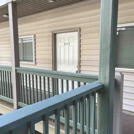 Beechside Breeze Luxury Condo with pool & hot tub