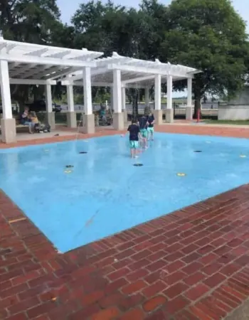 Historic Old Mandeville Location Location Отели в г. Мандевилл