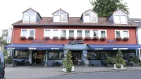 Adolphs Hotel Hotels near Camping Service Bernd Bast