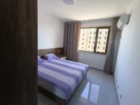 Nearby Naxianghai Huigu Homestay (Tonghai Road)