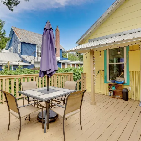 Pet-Friendly St Augustine Home Steps to Downtown!