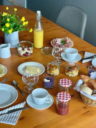 ÁILU - Arctic Hotel Apartments Отели в г. Кируна