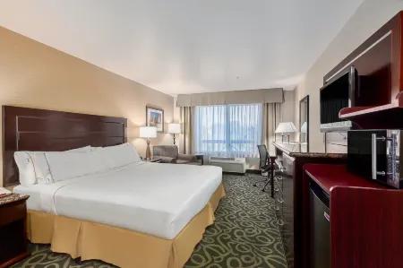 Holiday Inn Express & Suites Atascadero