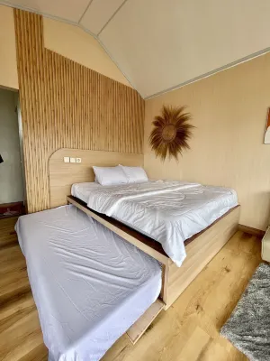 Fortune Glamping Hotels in Garung