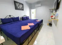 The Old Ayutthaya Hotels in Hua Ro