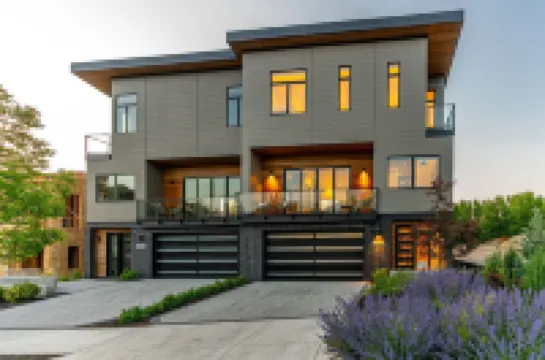 Millpointe Modern 4.0 - Luxury Meets Location - Sauna, Cold Plunge, Concerts!