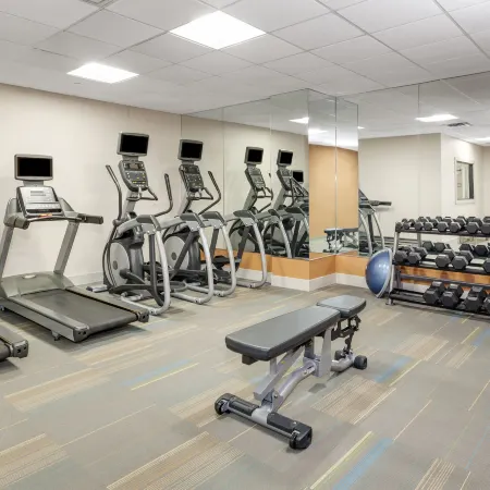 Holiday Inn Express & Suites LONG ISLAND-EAST END by IHG