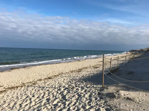 Cozy Condo close to Sesuit Hotels in Dennis