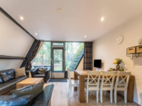 Woodland Bungalow w/ BBQ Hotéis em Stramproy