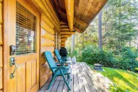 Penn Cove Overlook by AvantStay Cabin w Views