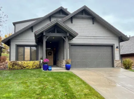 Gorgeous Big Piney Getaway- Ski, Mountains, Lake