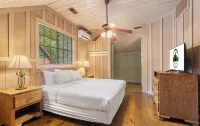 Cabins at Green Mountain - spa