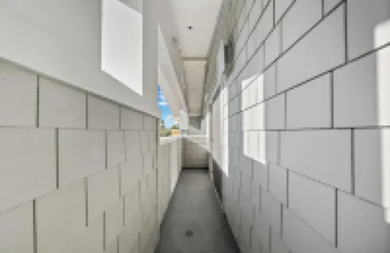 Beryl Breeze Rooftop Pool Ocean View Cozy 2BR 1 Block to Beach