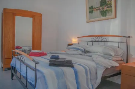 Surrounded by greenery Winged Victory Palace