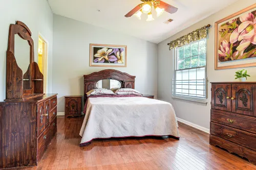 11 Mi to Dtwn Aberdeen: Spacious Townhome! - 2 stjerner