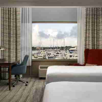 HIlton Garden Inn Charleston Waterfront/Downtown Rooms