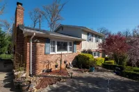 Shanti/Peace Home & Garden Hotels in Bailey's Crossroads