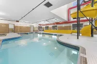 Home Inn and Suites Lloydminster - Pools