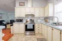 Quiet 2B/2B near Spanish Springs and Orange Blossom golf course in The Villages.