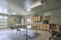 Fire Pit + Game Room: Heber-Overgaard Cabin! - 3 estrellas