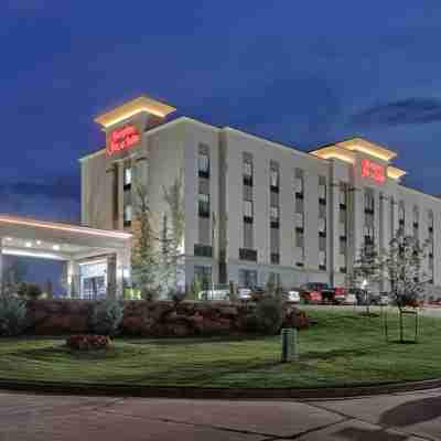 Hampton Inn & Suites Guthrie Hotel Exterior