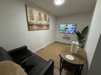 New suite in a great location. Central for shopping, restaurants and commuting.