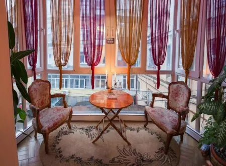 Exclusive 3 room VIP apartment next to Opera Building in the heart of Odessa Отели рядом с достопримечательностью «Спасо-Преображенский кафедральный собор»