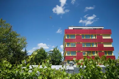 Amanthos Living Zürich Airport Hotels near Alpakahof Zürich