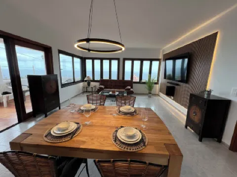 Penthouse Las Barandas Hotels near Las Hayas