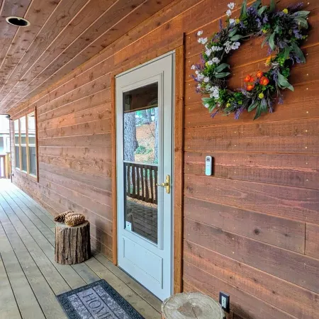 Charming 4-bedroom "Pine Hill Home" in Arnold near Big Trees Park & Bear Valley