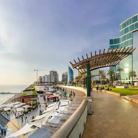 OceanFront Larcomar Apartments