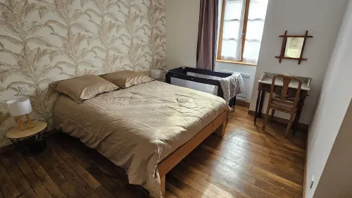 COUNTRY HOUSE entirely renovated by our care while keeping its charm Hôtels à : Seigny