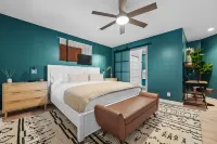 Lakefront retreat 30 min to Traverse City. Hot tub, fire pit, kayaks, game room.