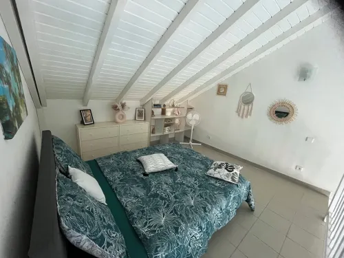 Duplex Sea View, Beach 100m away