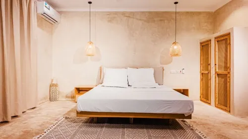 Charming 2-bedroom Villa with a private swimming pool and a surrounding wall