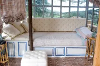 HAWK TOWER Hotels in Ronciglione