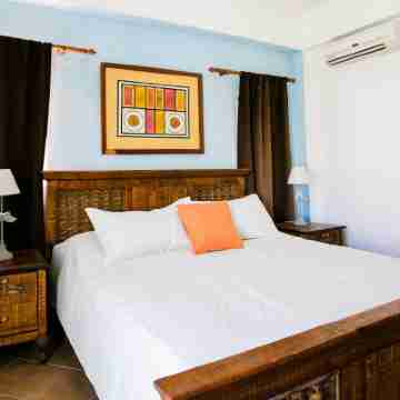 Lovely - full and spacious one bedroom apartment. Rooms