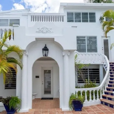 LAS TERRAZASWonderful 6-bedroom villa with gorgeous pool in tropical Vieques
