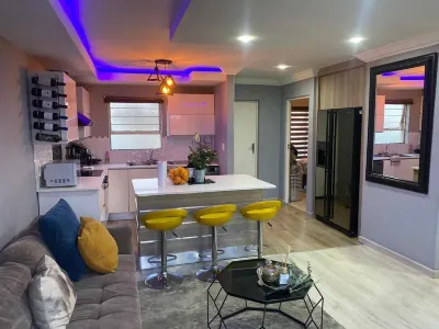 Marvelous Getaway  Home with Fibre & 5G internet, 24 hour security in Alberton. Hotels near Lua A Bakers Cafe