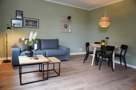 Chez Marie - cozy apartment in a quiet, central location in Bochum Отели рядом с достопримечательностью «Кемнадер-Зе»