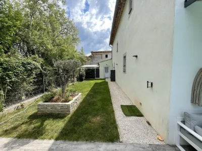 Très Belle Villa Proche du Centre Ville Avec 4 Chambres et 3 Salles de Bains Hotels near Le Resto du Boucher