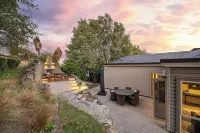 Pinnacle Villa by MajorDomo - Villas