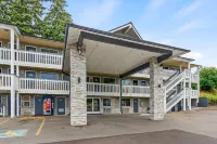 Basecamp Puyallup a Travelodge by Wyndham Hotels near Macy's