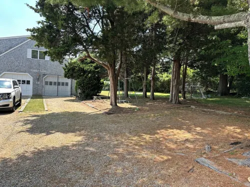 Short walk to the beach! See & hear the ocean in the distance. Great living area