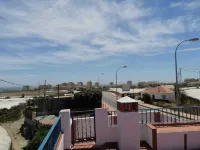 COMFORTABLE HOUSE VERANIEGA TORROX COSTA