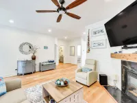Charming Bluffton Home w/ Yard ~ 3 Mi to Beaches! Hotels in Bluffton