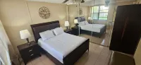 Centric Condo with Lagoon View, Steps to the Beach & La Concha Resort
