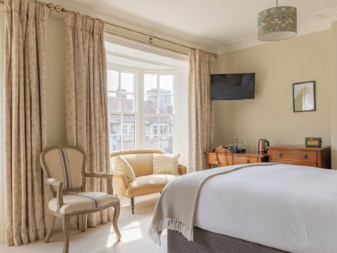 เดอะแบร์โฮเทล