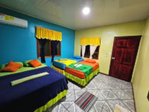 Cabinas Miss Miriam 2 Hotels in Colorado