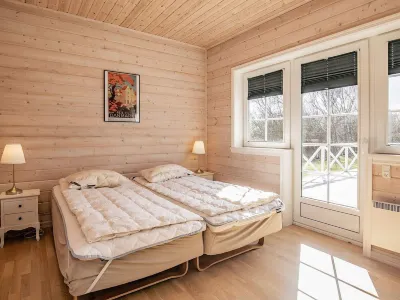 Modern Retreat at Knud Strand - By Traum Ferienwohnungen Hotels near Spøttrup Borg